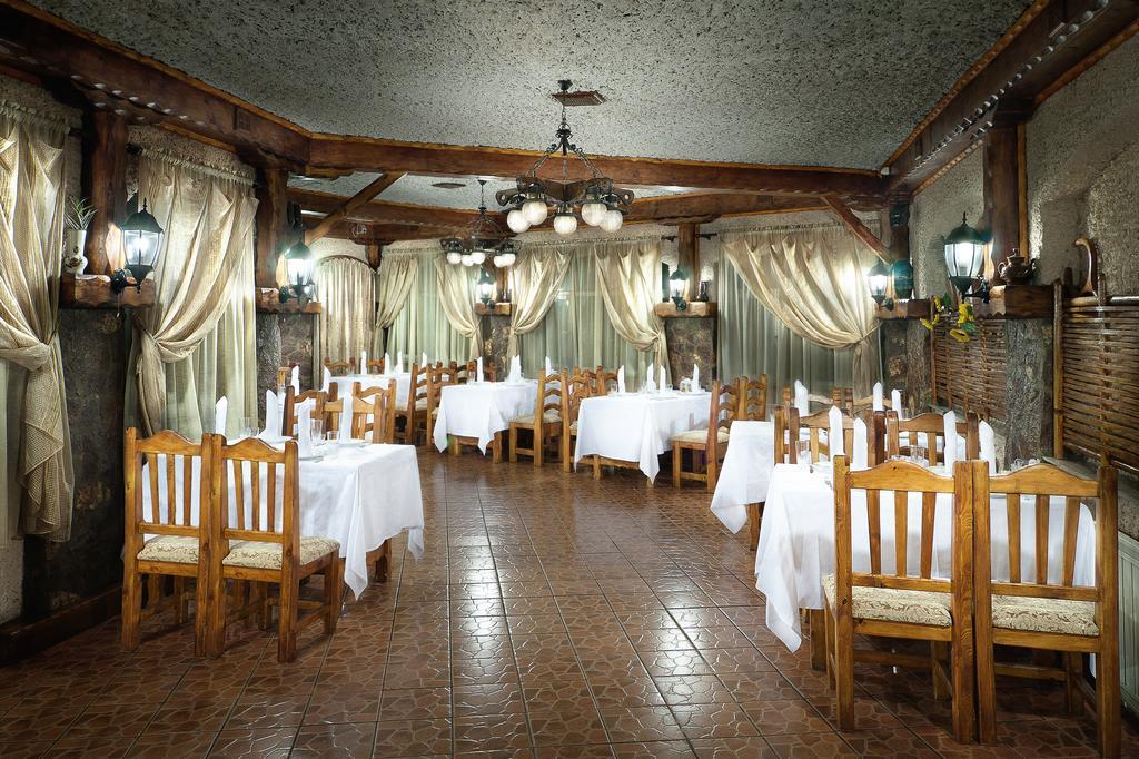 Hotel Edem Karagandi Kültér fotó