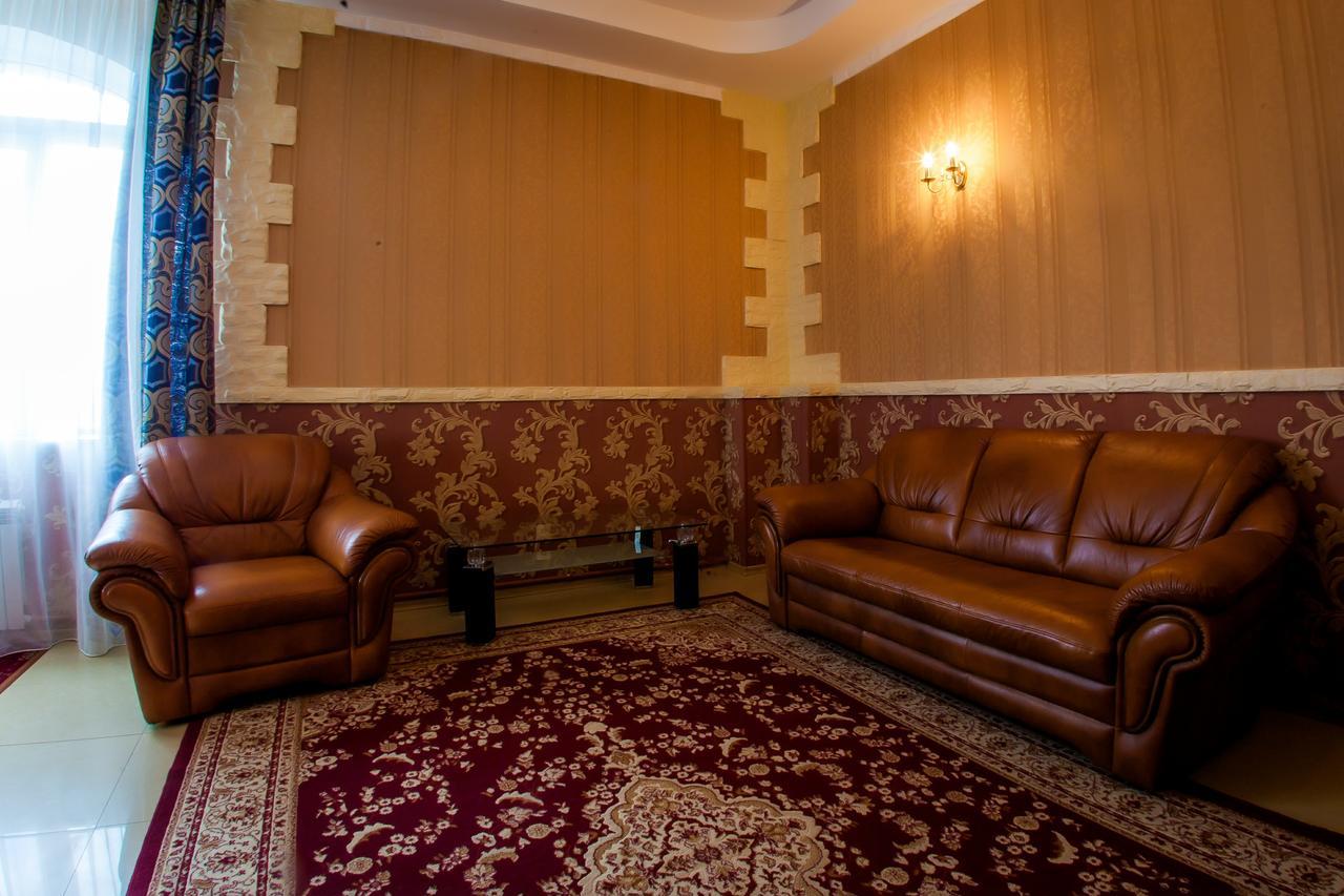 Hotel Edem Karagandi Kültér fotó
