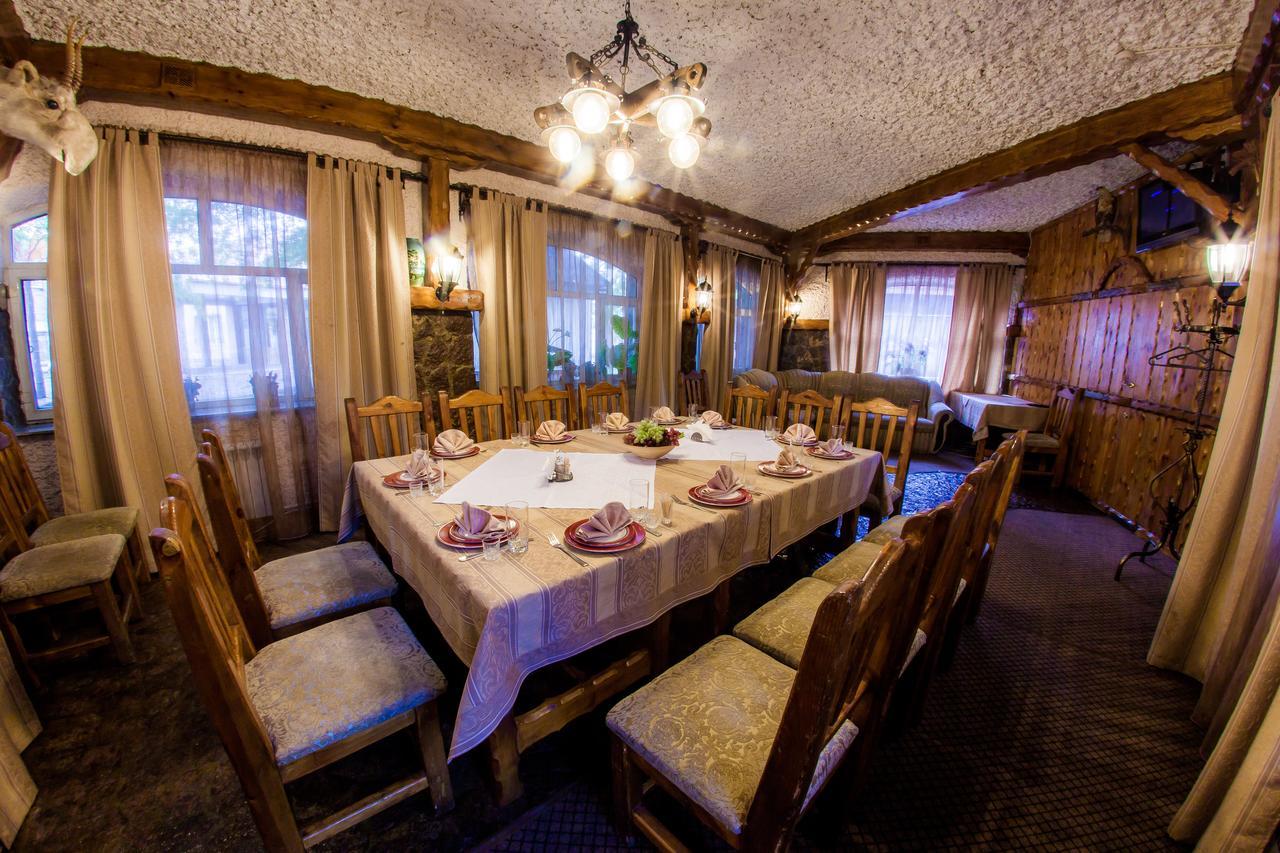 Hotel Edem Karagandi Kültér fotó